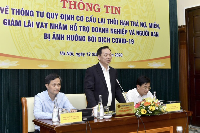 Quy định giãn nợ, giảm lãi để hỗ trợ DN ứng phó dịch Covid-19 có hiệu lực từ ngày mai 13-3 - Ảnh 1. Quy định giãn nợ, giảm lãi để hỗ trợ DN ứng phó dịch Covid-19 có hiệu lực từ ngày mai 13-3 - Ảnh 1.